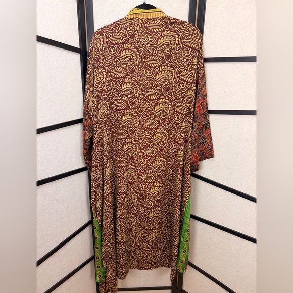 Kantha Bae Serenity Kimono - Picture 5 of 5